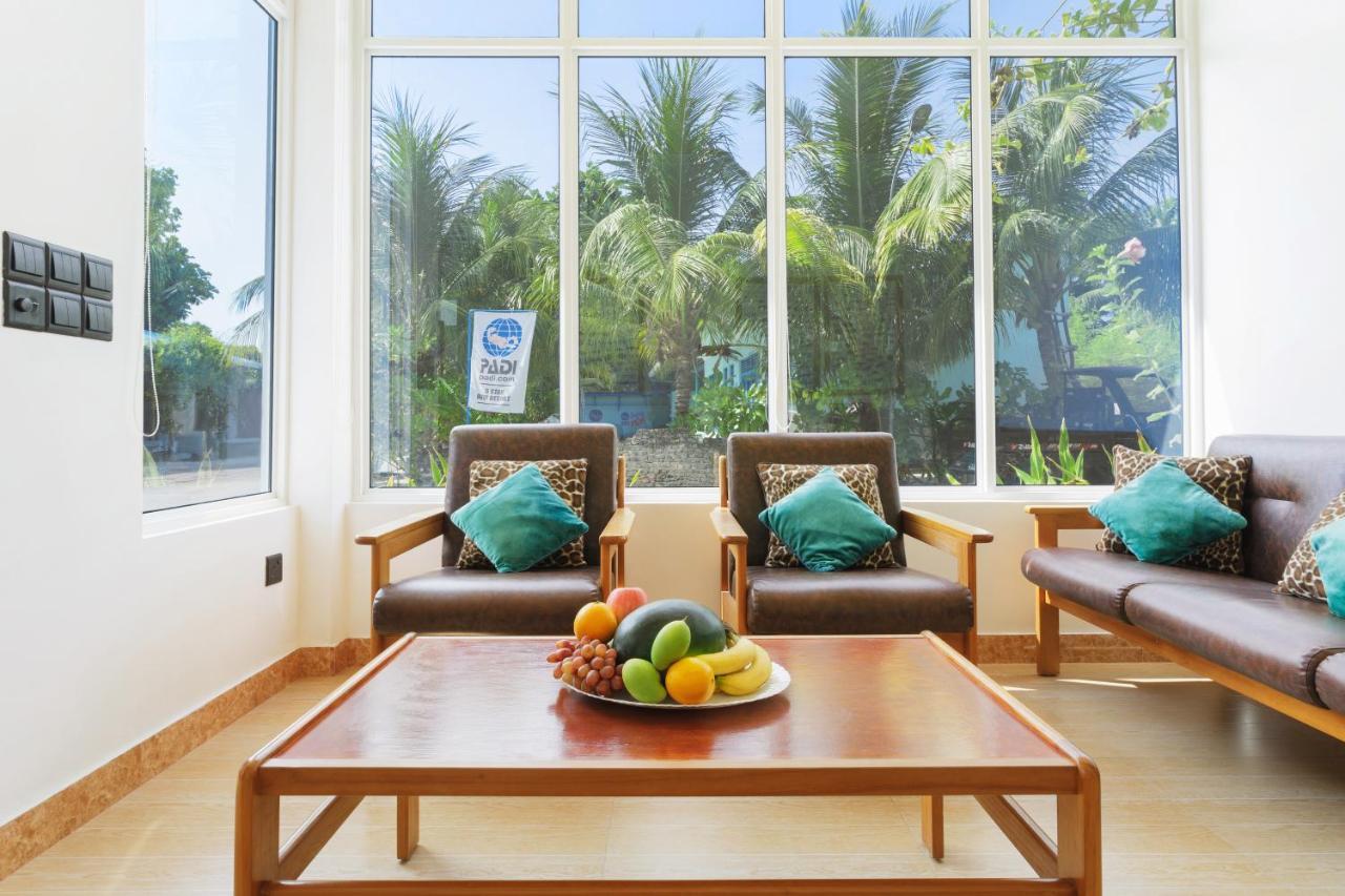 Sevinex Inn Feridhoo Exterior photo