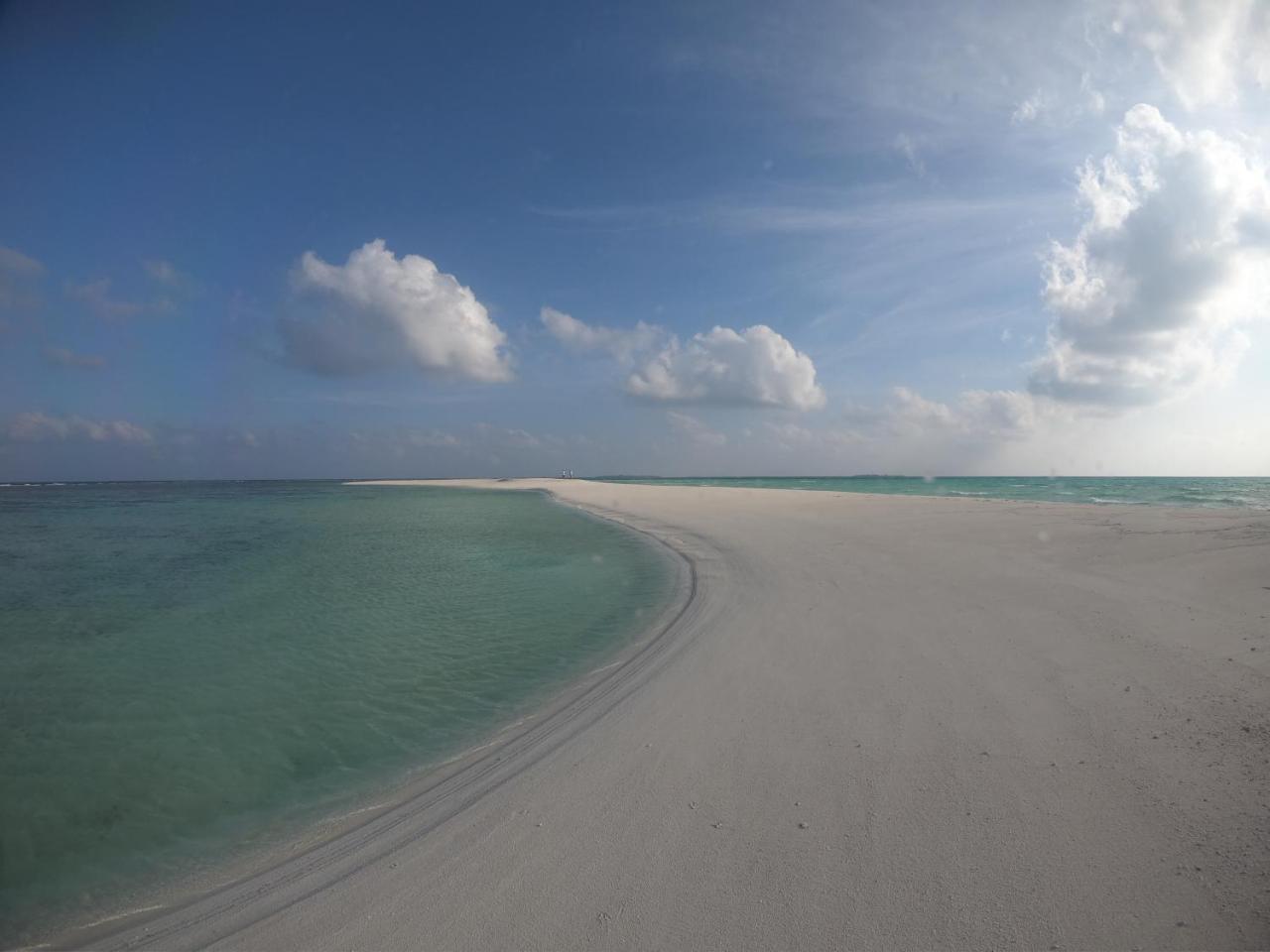 Sevinex Inn Feridhoo Exterior photo